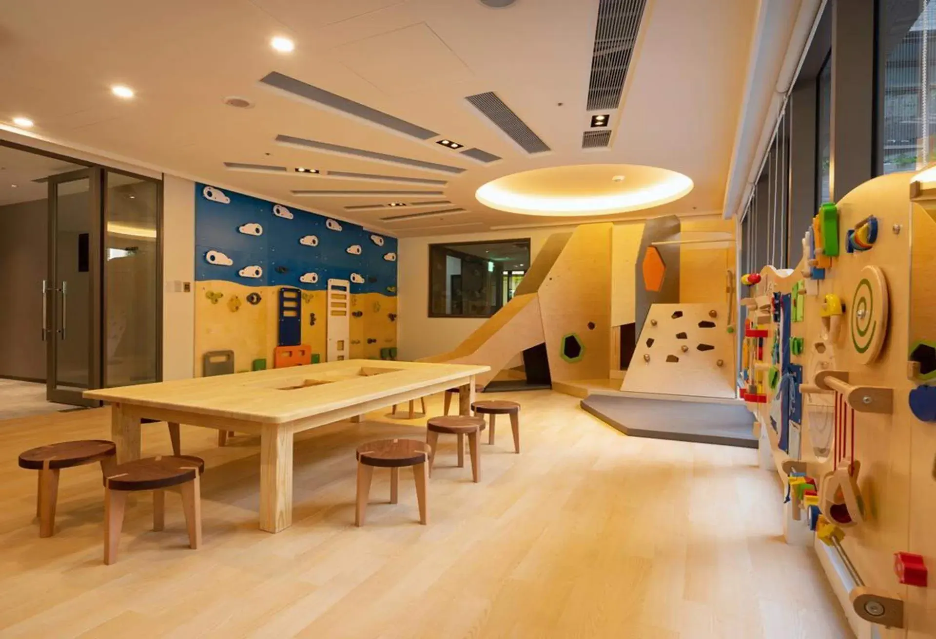 名人堂花園大酒店,台灣親子酒店,台灣親子酒店推介,台灣親子酒店 兒童俱樂部,台灣親子旅館,台灣親子渡假村