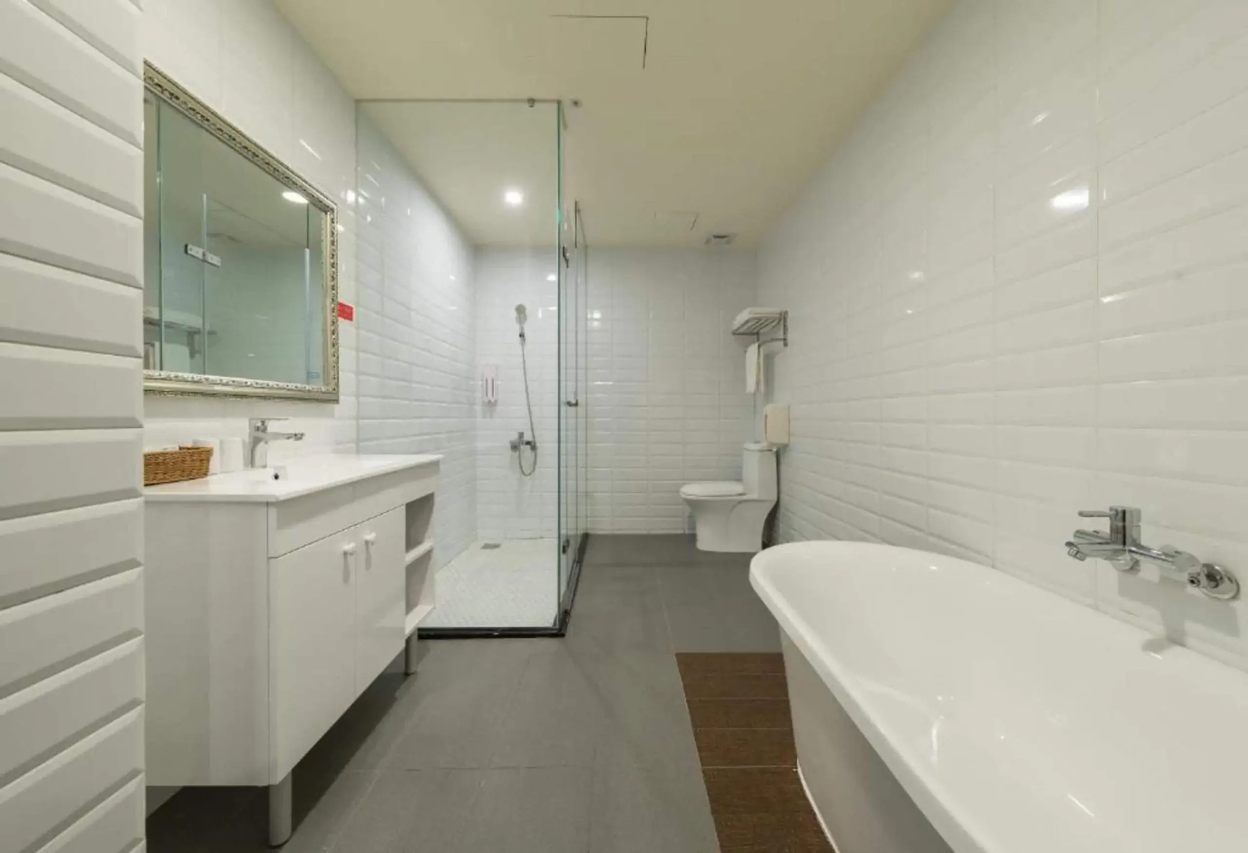 天藝商旅,高雄夜市住宿,高雄夜市附近住宿,高雄住宿推介,高雄酒店推介,高雄夜市住宿推介,吉林夜市附近住宿,三民街 附近住宿,鹽埕埔附近住宿,Skyone Hotel