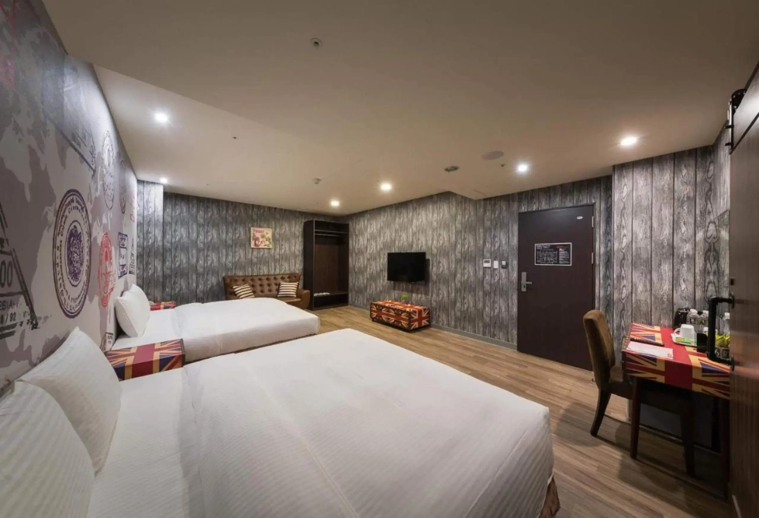 天藝商旅,高雄夜市住宿,高雄夜市附近住宿,高雄住宿推介,高雄酒店推介,高雄夜市住宿推介,吉林夜市附近住宿,三民街 附近住宿,鹽埕埔附近住宿,Skyone Hotel