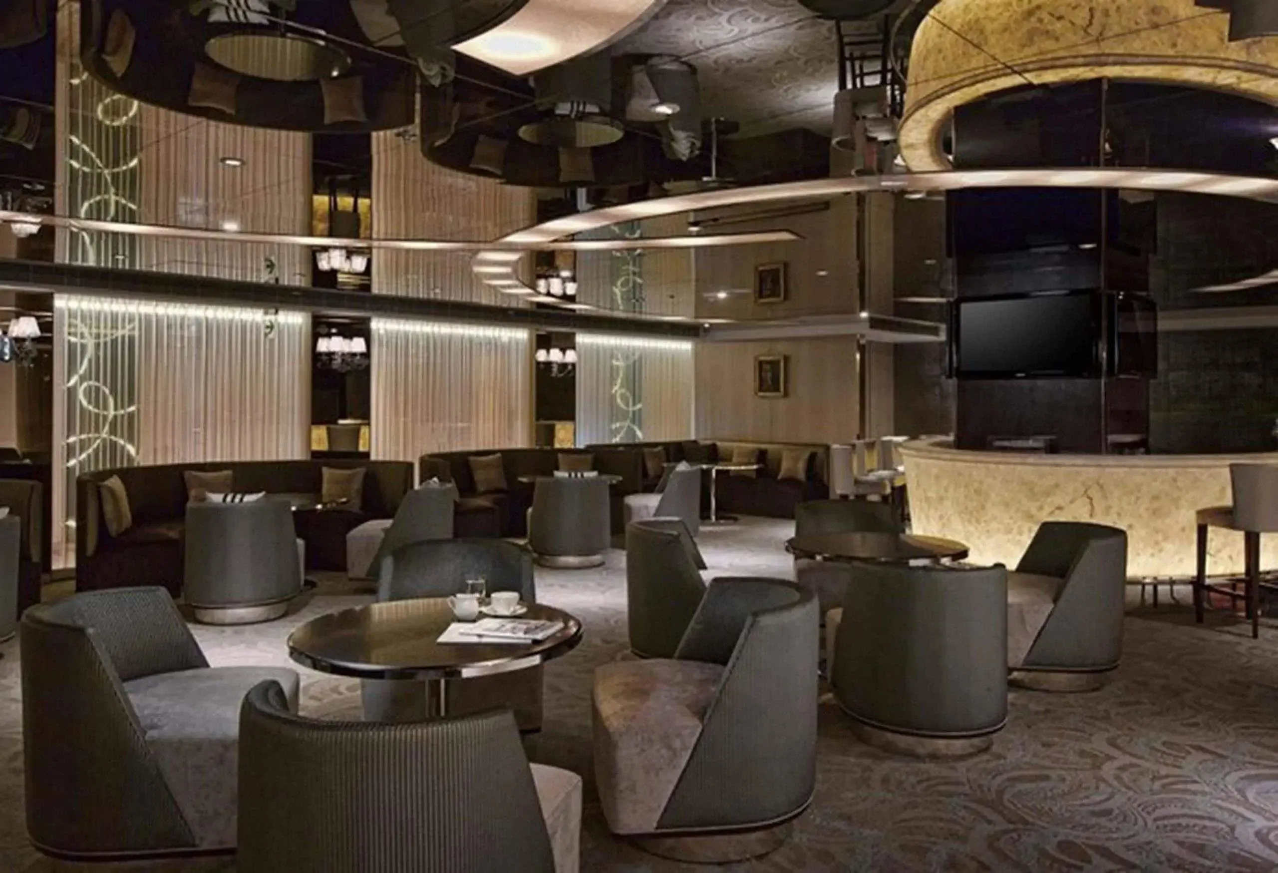 翰品酒店高雄,高雄夜市住宿,高雄夜市附近住宿,高雄住宿推介,高雄酒店推介,高雄夜市住宿推介,吉林夜市附近住宿,三民街 附近住宿,鹽埕埔附近住宿,Chateau de Chine Hotel Kaohsiung