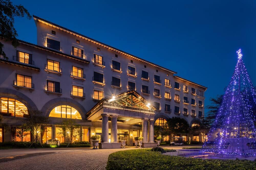 建築 / Expedia Group image