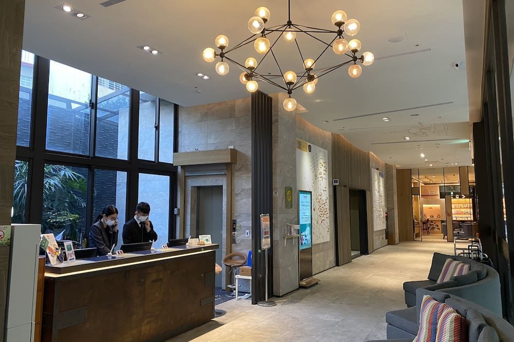 大廳 / Expedia Group image