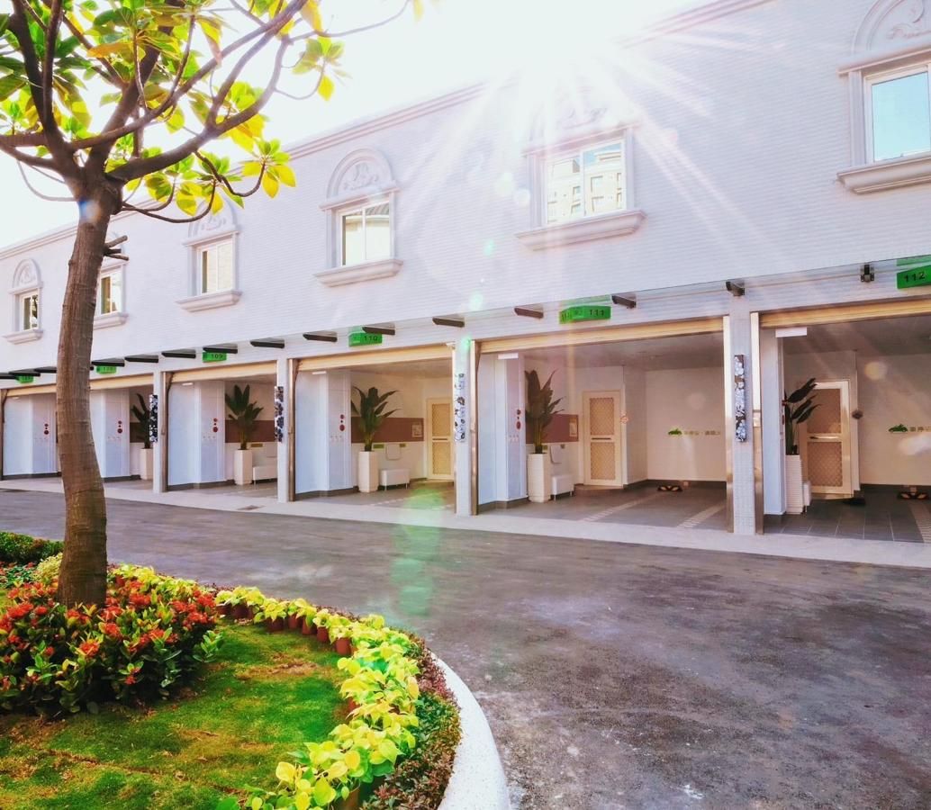 建築 / Booking.com image