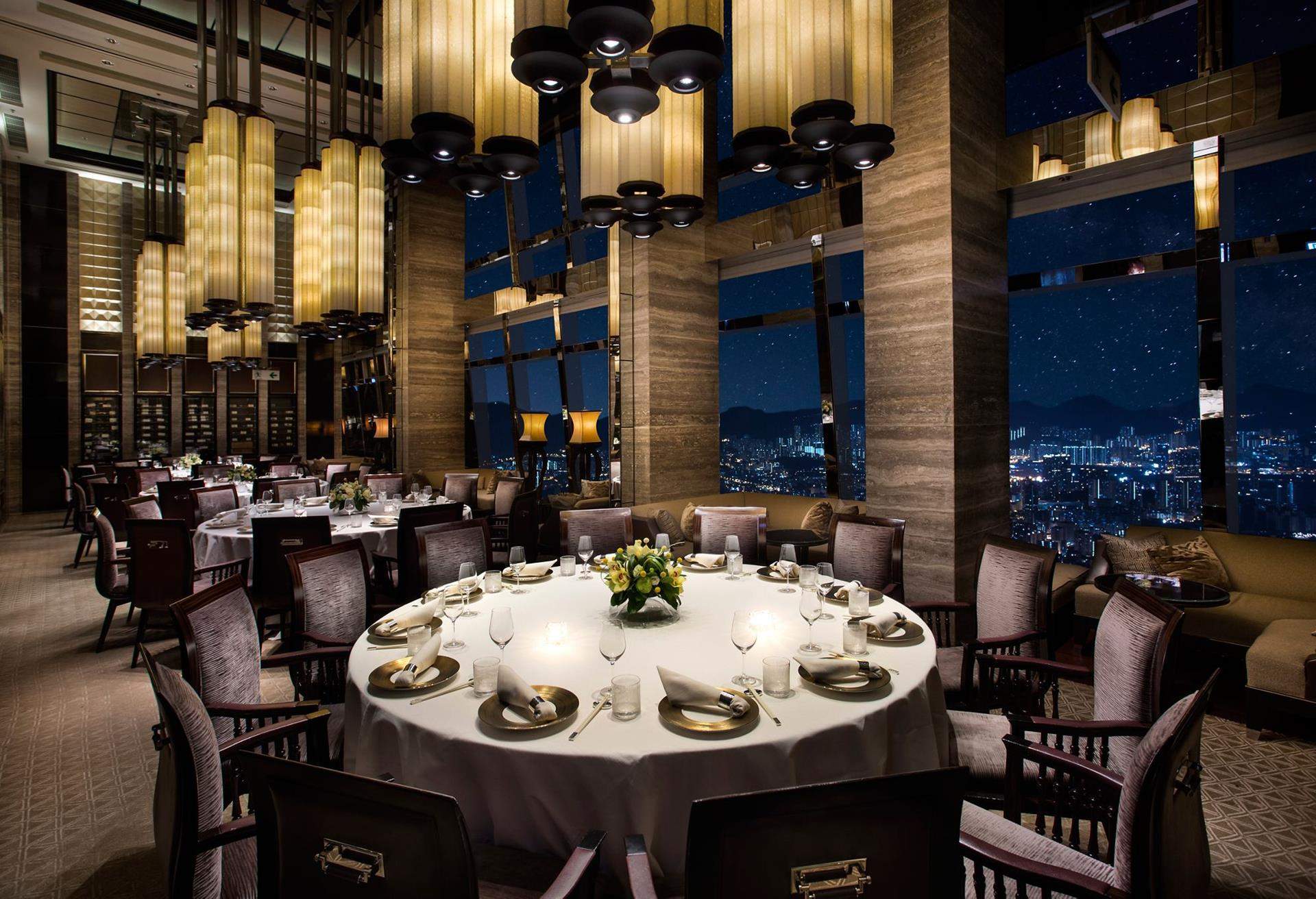 香港麗思卡爾頓酒店,米芝蓮推薦酒店,The Ritz-Carlton, Hong Kong
