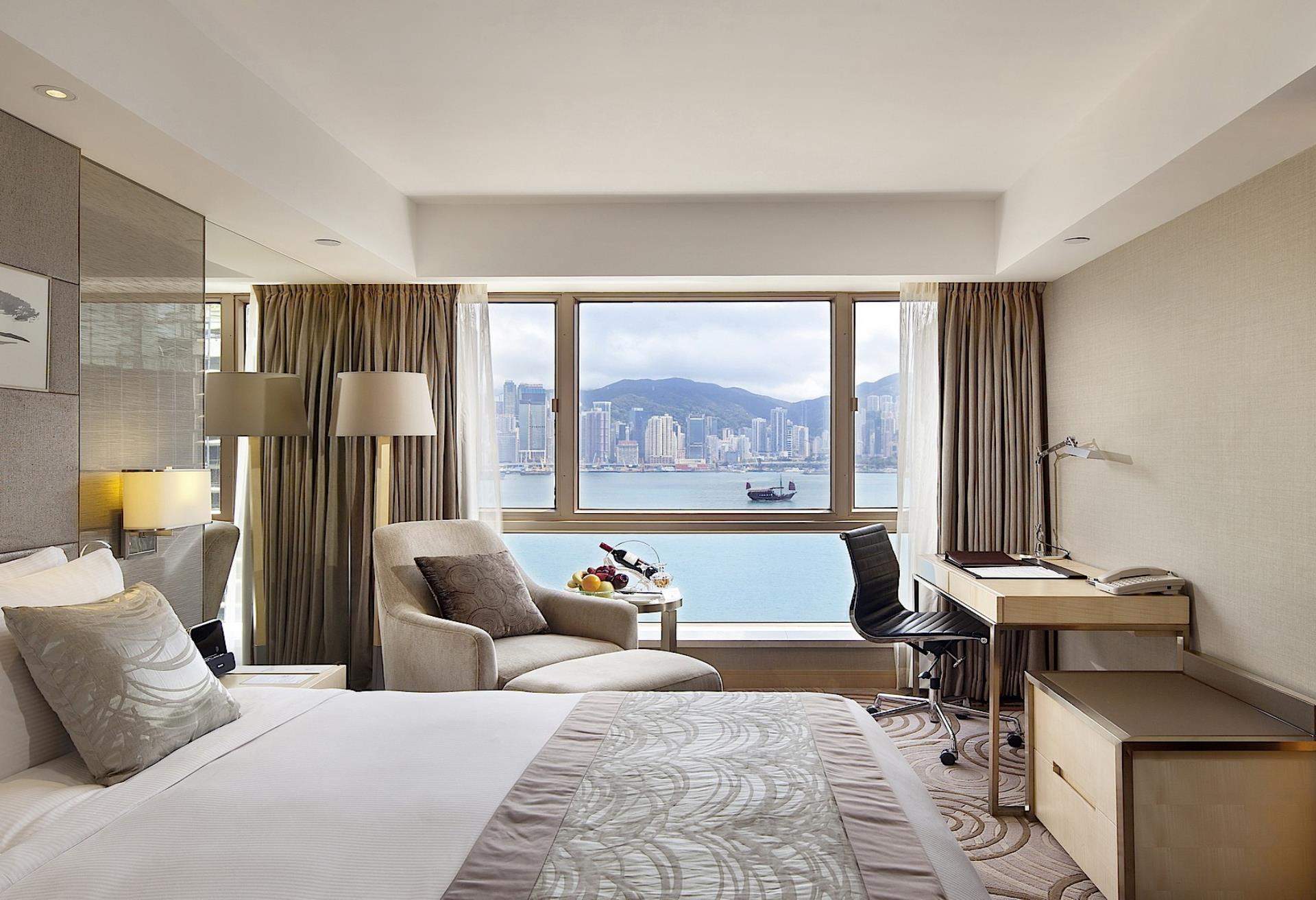 香港帝苑酒店,尖東地鐵站附近酒店推介,Royal Garden Hotel