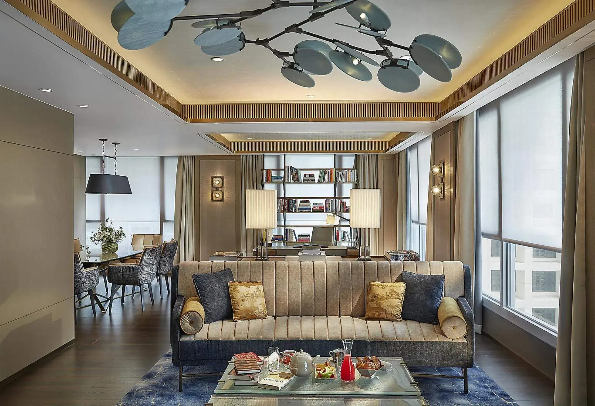 置地文華東方酒店,蘭桂坊附近酒店推介,The Landmark Mandarin Oriental Hong Kong