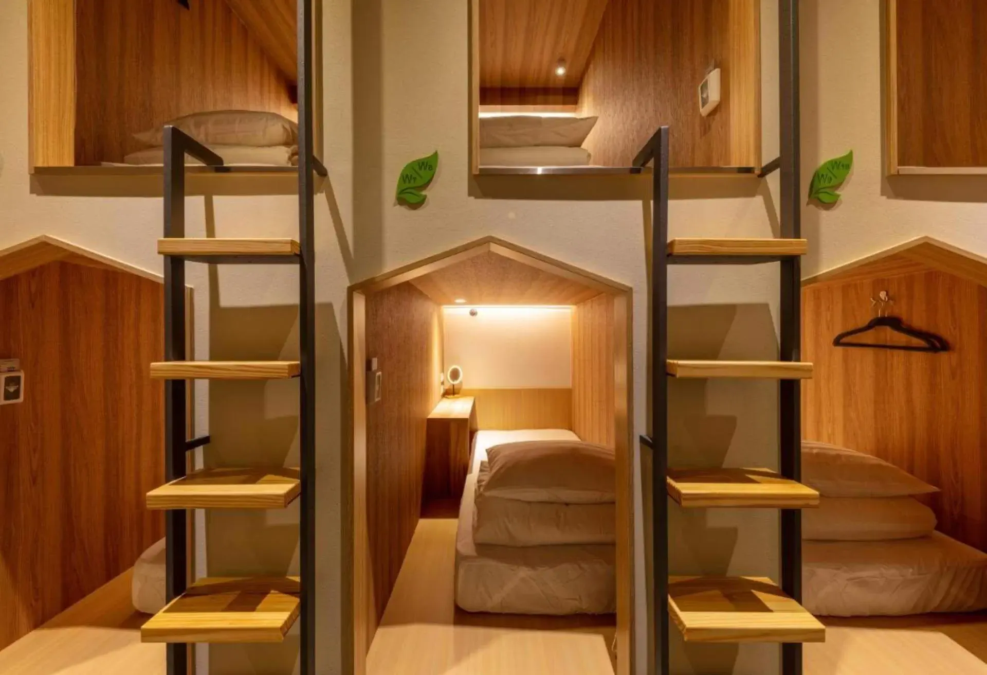 町·草休行館(桃園機場第二航廈),Cho Stay Capsule Hotel-Taoyuan Airport T2,桃園機場 住宿推介,桃園機場附近酒店,桃園機場酒店,桃園機場過夜