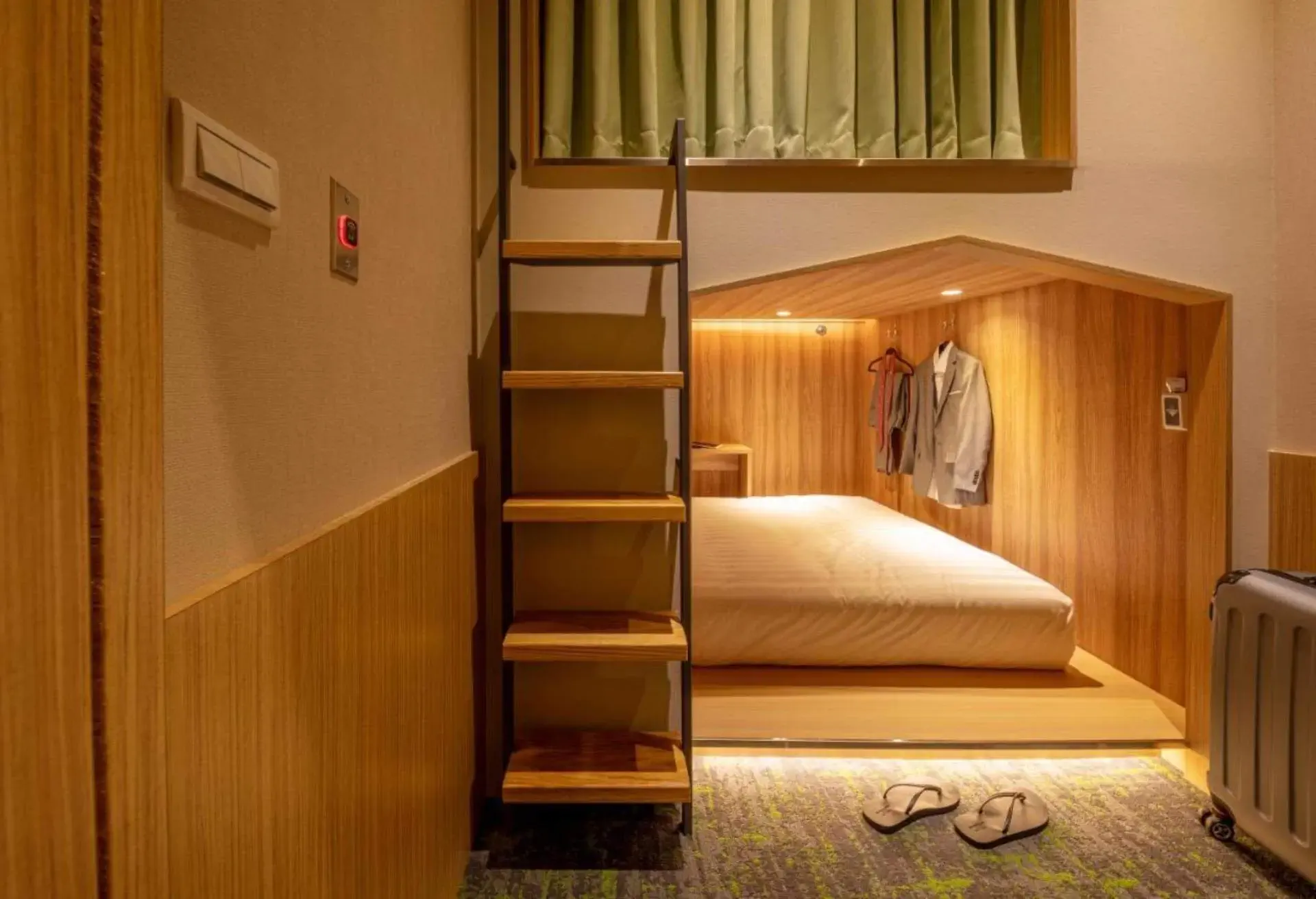 町·草休行館(桃園機場第二航廈),Cho Stay Capsule Hotel-Taoyuan Airport T2,桃園機場 住宿推介,桃園機場附近酒店,桃園機場酒店,桃園機場過夜