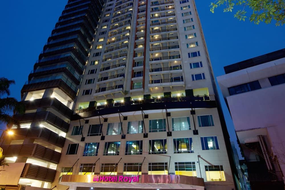建築