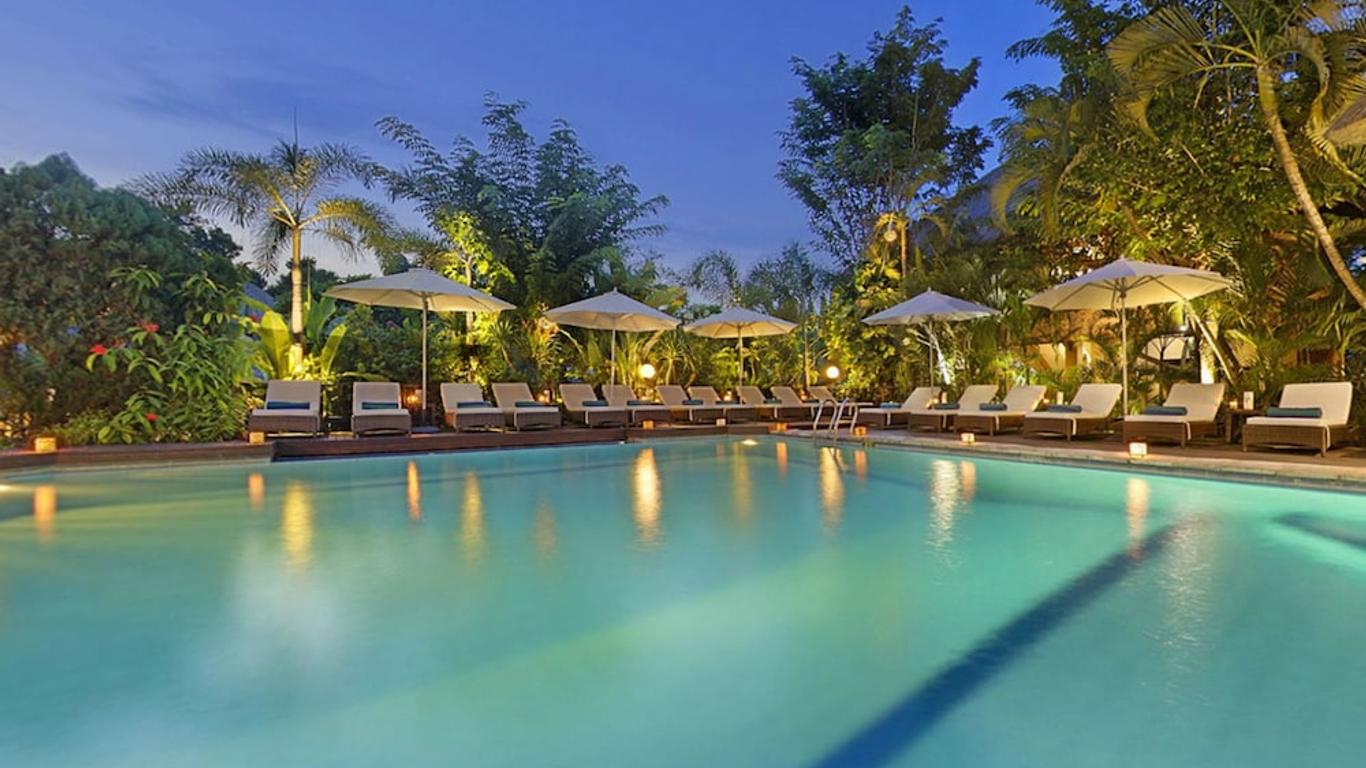巴厘島阿貢村酒店 - 水明漾