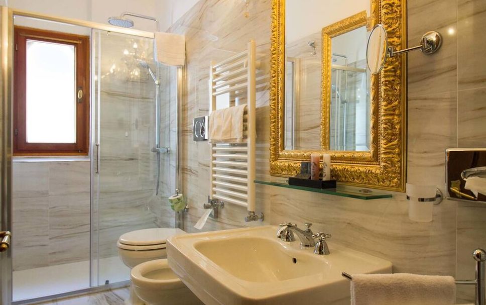 浴室 相片