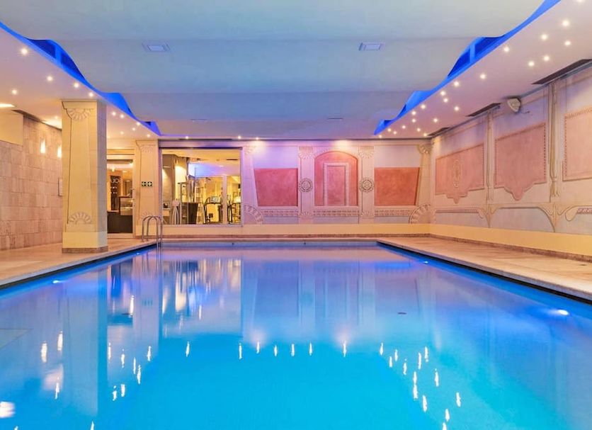 游泳池 相片