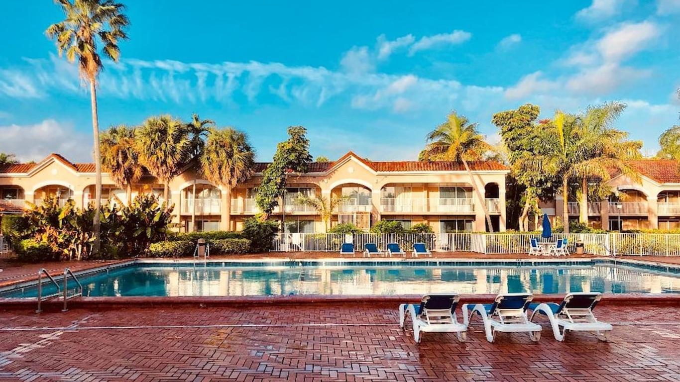 大棕櫚樹水療中心及高爾夫度假酒店 - 朋布洛克派恩斯
