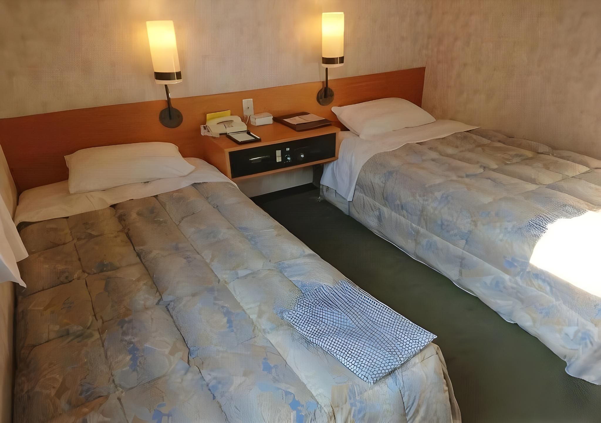 其他