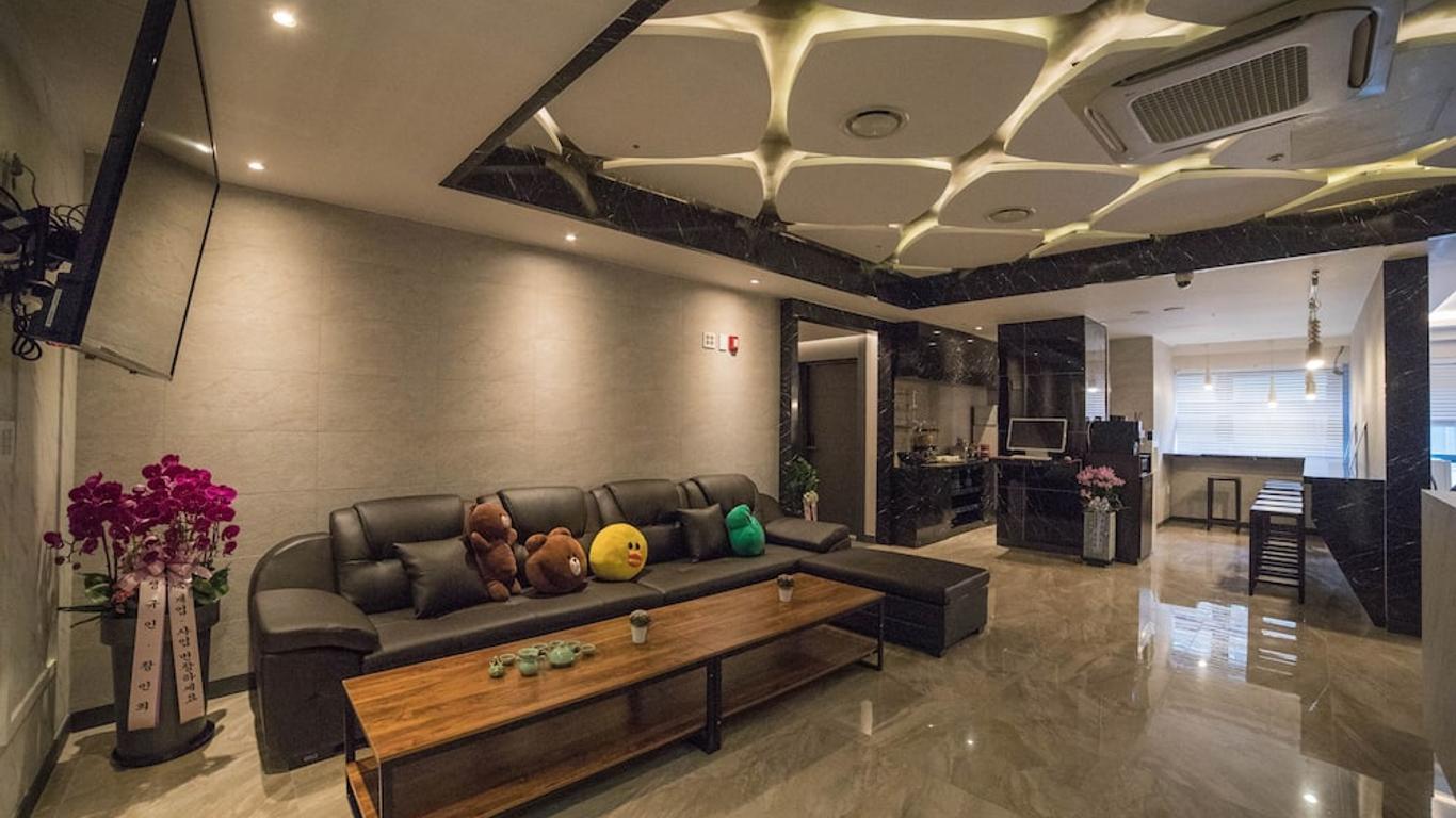 明洞寶石酒店