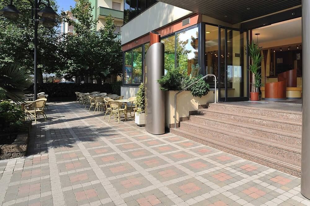 建築