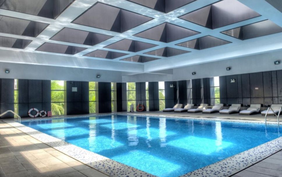 游泳池 相片