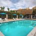 游泳池