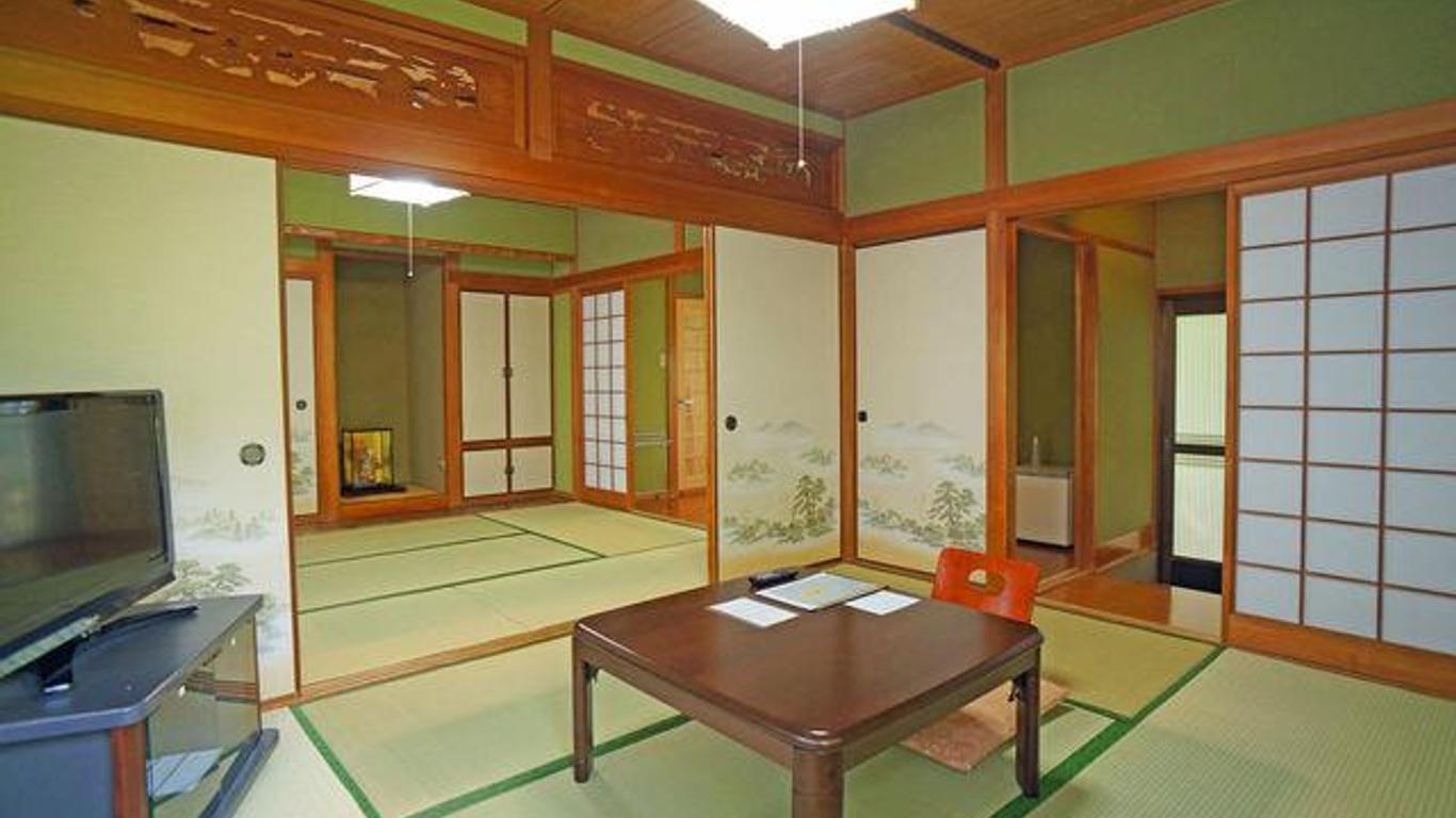 諾伊厄牧場酒店