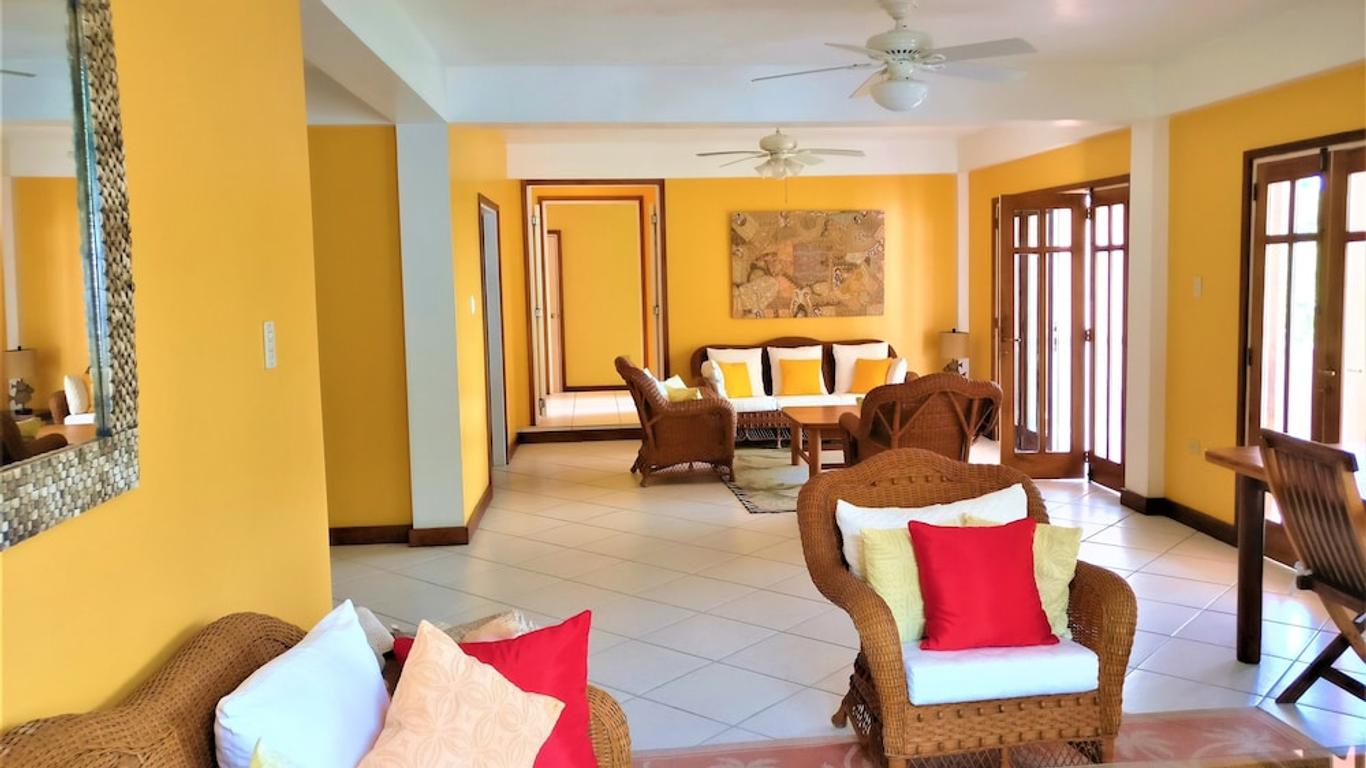 多巴哥木槿別墅和公寓飯店