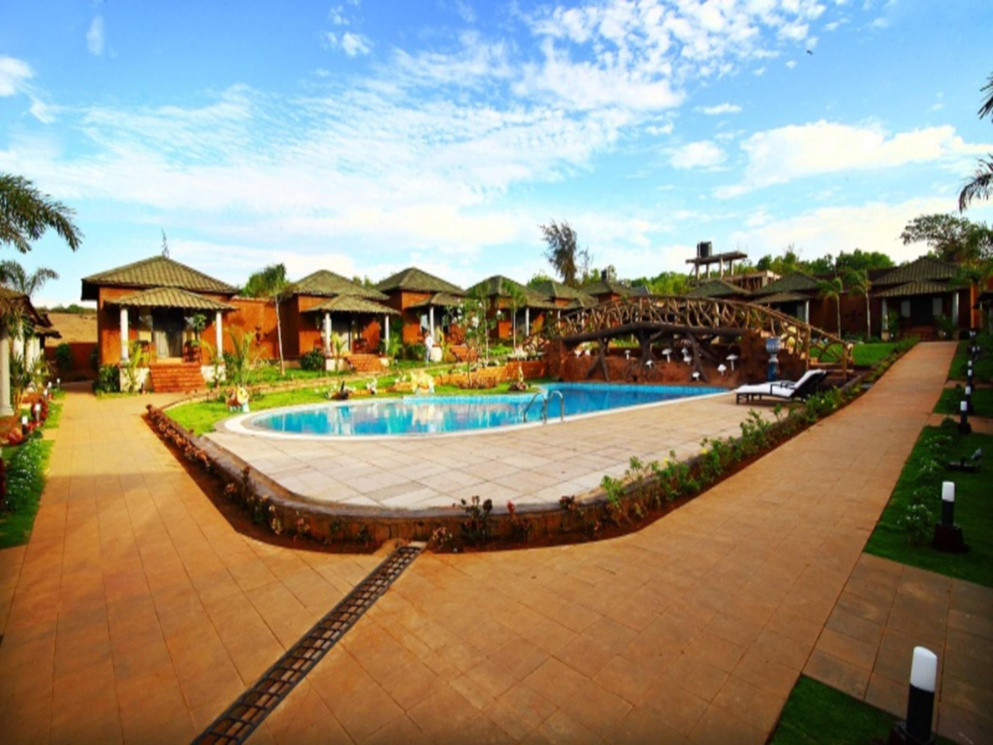 游泳池