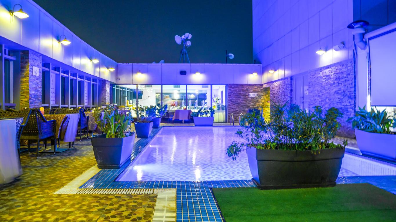 科威特哈姆拉飯店 - 僅供家庭及夫妻情侶入住