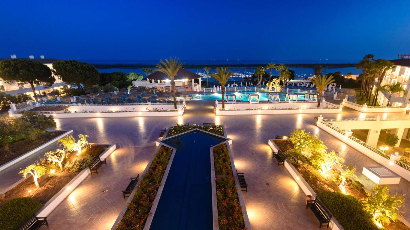 自然海灘花園酒店 - 只招待成人 - 卡塔亞
