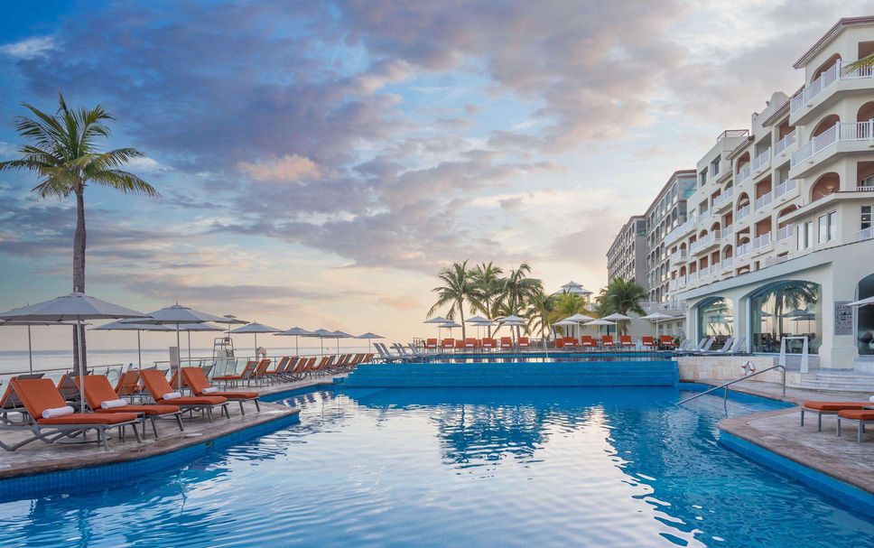 游泳池 相片