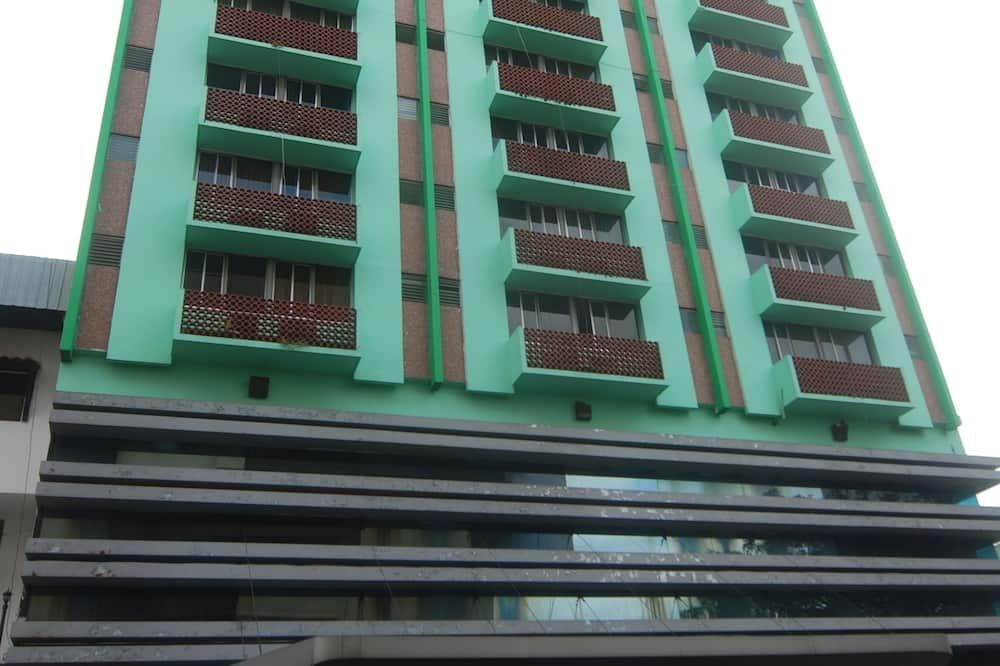 建築
