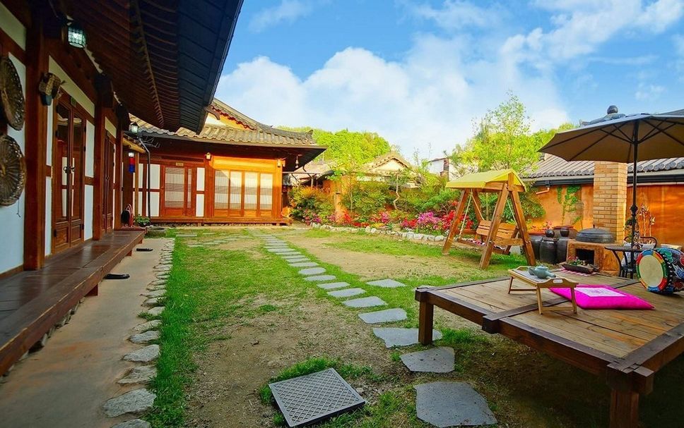天井 相片